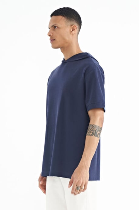 Oversized Hooded T-Shirt with Accessory Details - Image 4