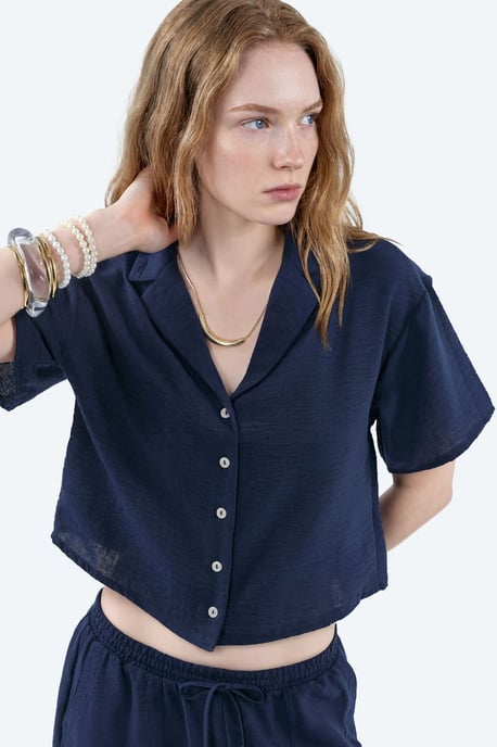 Gestructureerde Crop Shirt met Knoopsluiting - Image 1