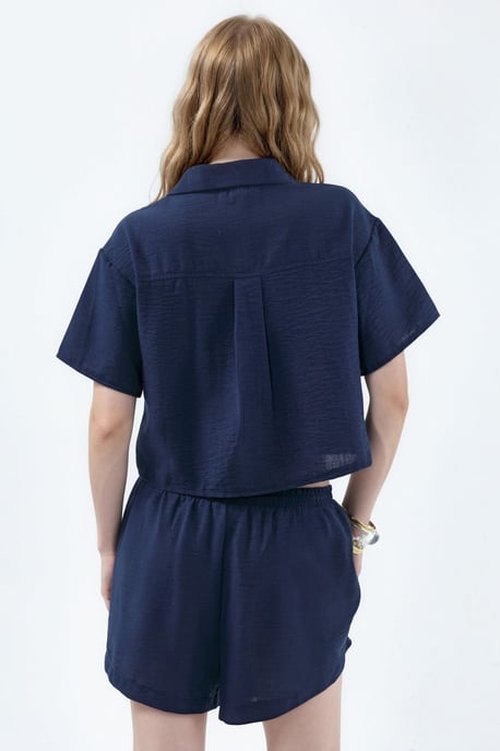 Gestructureerde Crop Shirt met Knoopsluiting - Image 4
