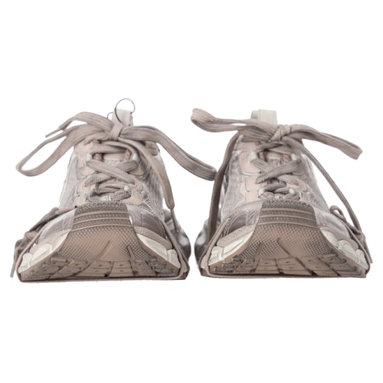 Balenciaga sneakers maat 3XL met een verwassen look in beige polyester - Image 4