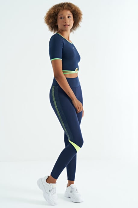 Elastic Crop T-Shirt with Crew Neck - Image 6