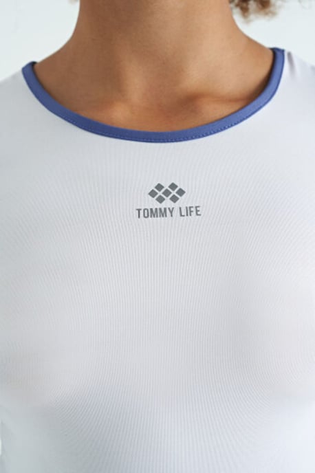 Elastic Crop T-Shirt with Crew Neck - Image 6