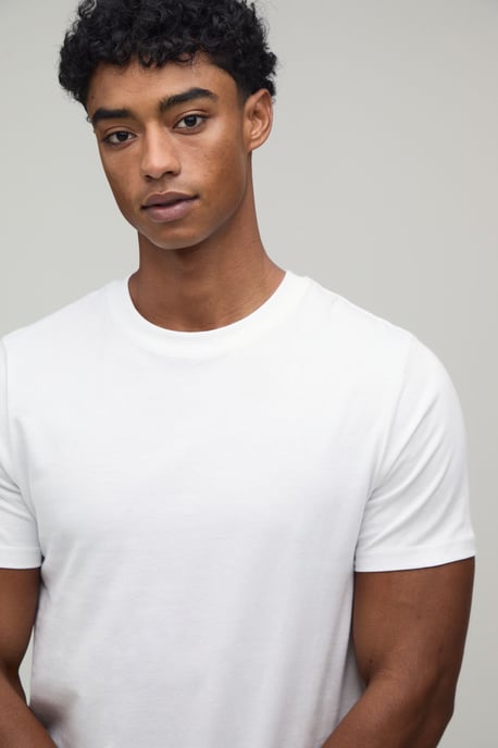 Slim Essential T-shirt - Image 3