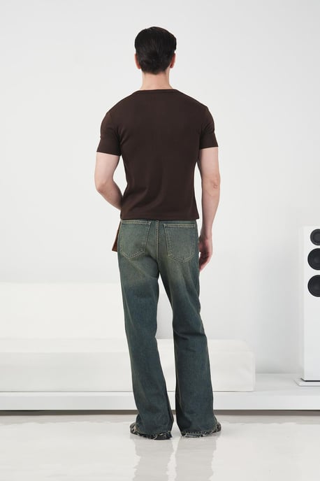 Slim Fit Crew Neck T-shirt i Bomull med Knappar - Image 4