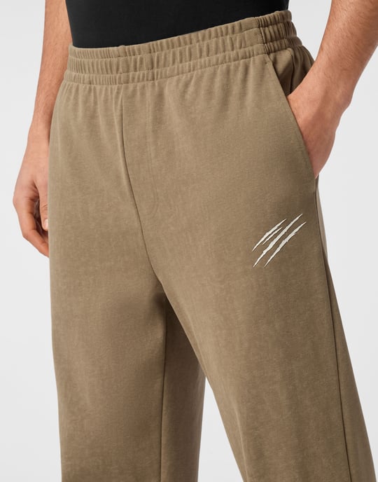 Sweatpants Scratch - Image 3