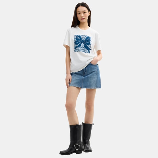 Signature Square Bow Classic T-Shirt In Organic Cotton - Image 2