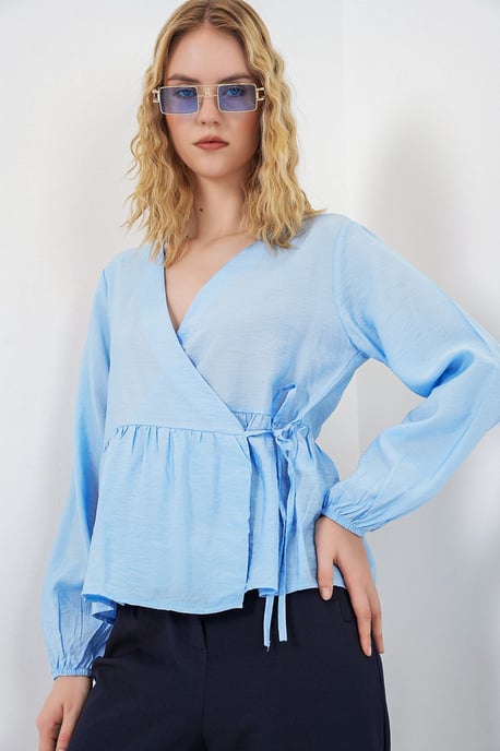 V-hals Blouse met Strikdetails in Crepe - Image 4