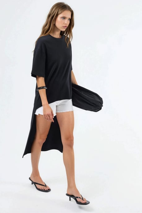 Överdimensionerad T-shirtklänning med Slits - Image 4