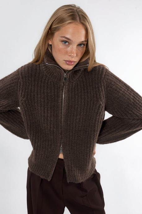 Thick Textured Turtleneck Zip-Up Cardigan - Image 5