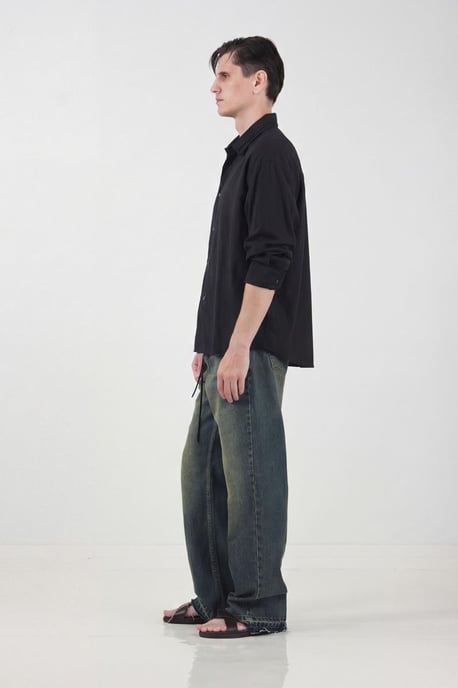 Oversized långärmad skjorta med knappar - Image 2