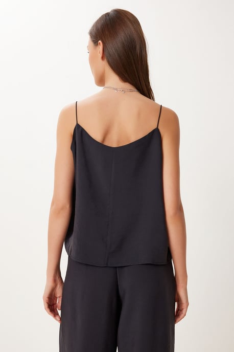 V-Neck Sleeveless Two-Piece Coord Set with Wide Leg Pants - Image 5