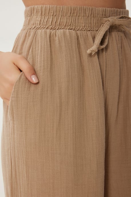 Wide Leg Drawstring Waist Pants with Binding Detail - Image 4