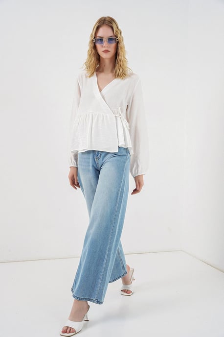 V-hals Blouse met Strikdetail en Kreppé - Image 2