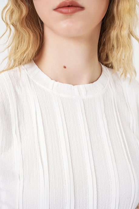 Texturerad Ribbad Blus med Drapering - Image 5