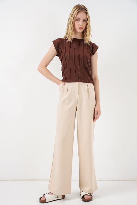 Texturerad Ribbad Blus med Dragsko - Image 2