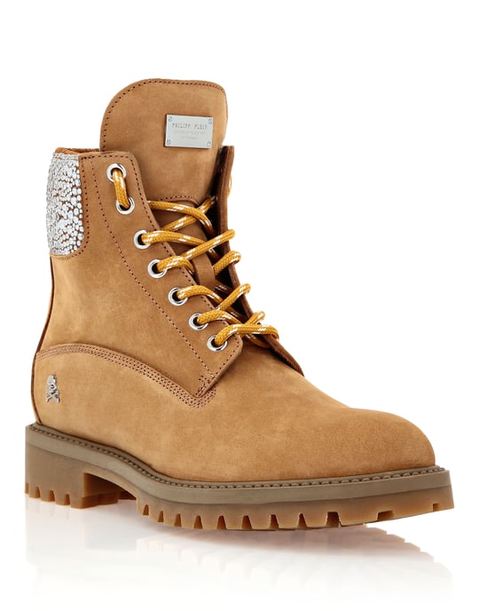 Boots - Image 1