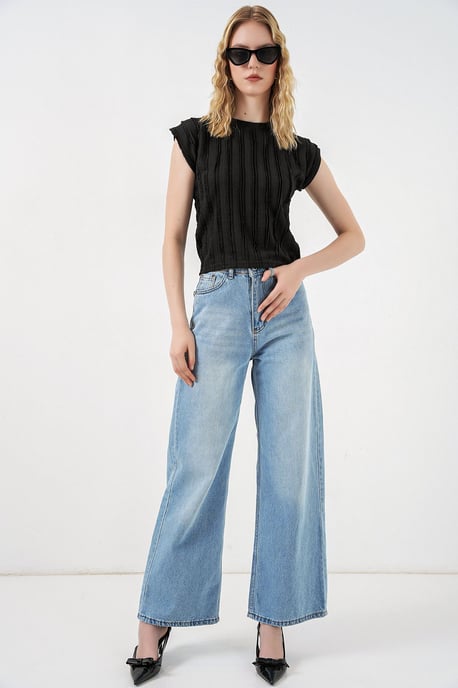 Texturerad Ribbad Blus med Dragsko - Image 2
