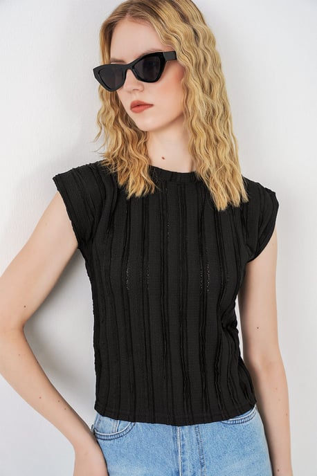 Texturerad Ribbad Blus med Dragsko - Image 3