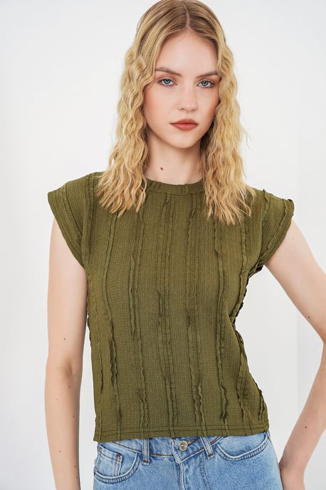 Texturerad Ribbad Blus med Dragsko - Image 3