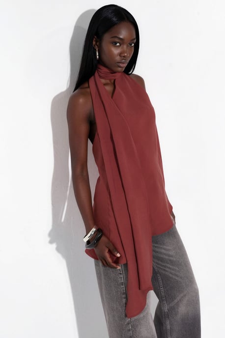 Halterhalsband med scarfdetalj topp - Image 1