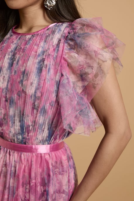 Petite Printed Pleated Mesh Midi Dress With Flutter Sleeve - Image 4