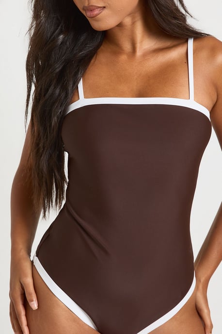 Tummy Control Contrast Square Neck Swimsuit - Image 4