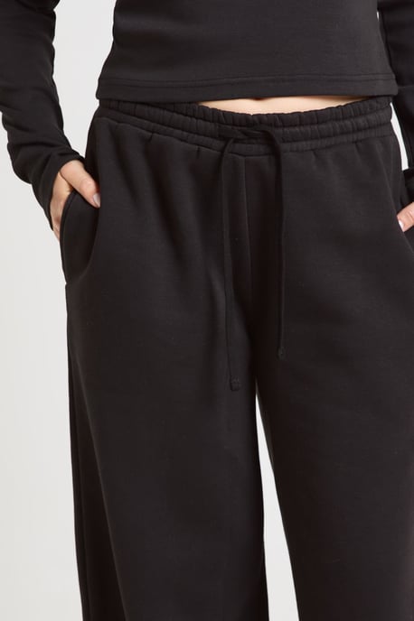 Petite Crew Neck Long Sleeve Top And Straight Leg Jogger Tracksuit - Image 4