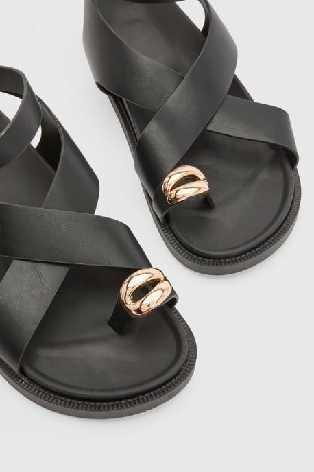 Cross Over Hardware Detail Sandals - Image 5