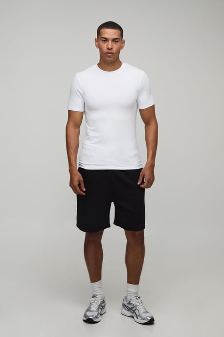 Muscle FIt Essential T-shirt - Image 4