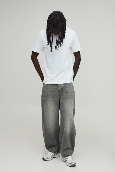 Essential Barrel Fit Jeans - Image 4