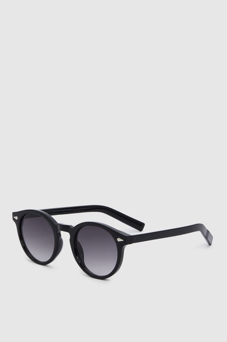 Black Round Sunglasses - Image 1