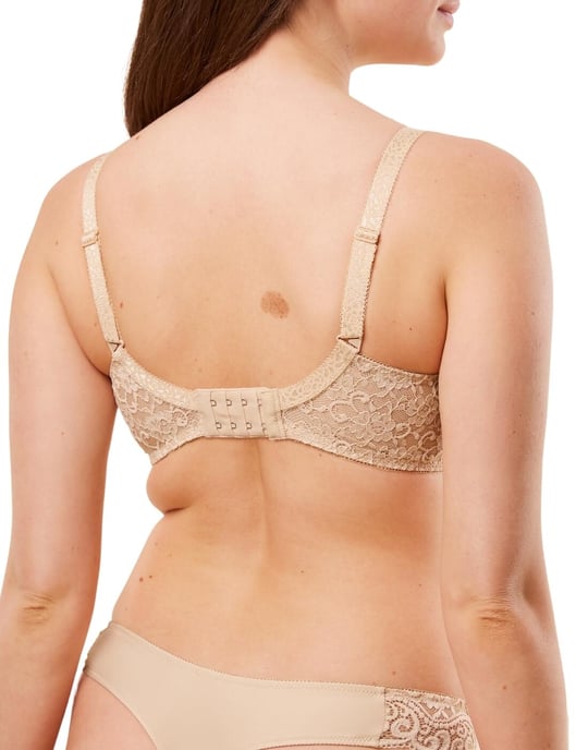 10210668 Triumph Amourette Non Wired Minimiser Bra - Image 2