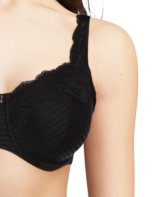 C93710 Chantelle Marilyn Covering Bra - Image 4