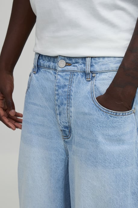 Essential Barrel Fit Jeans - Image 3