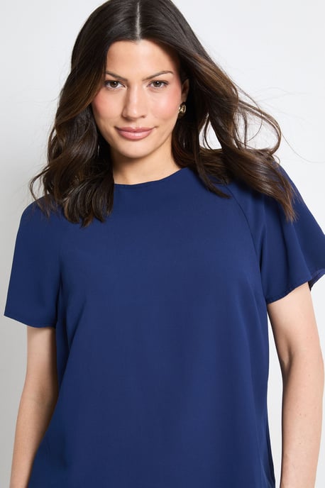Basic Crew Neck Chiffon T-Shirt - Image 4