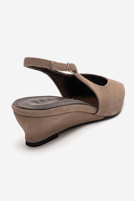Cosella Slingback Pump - Image 5