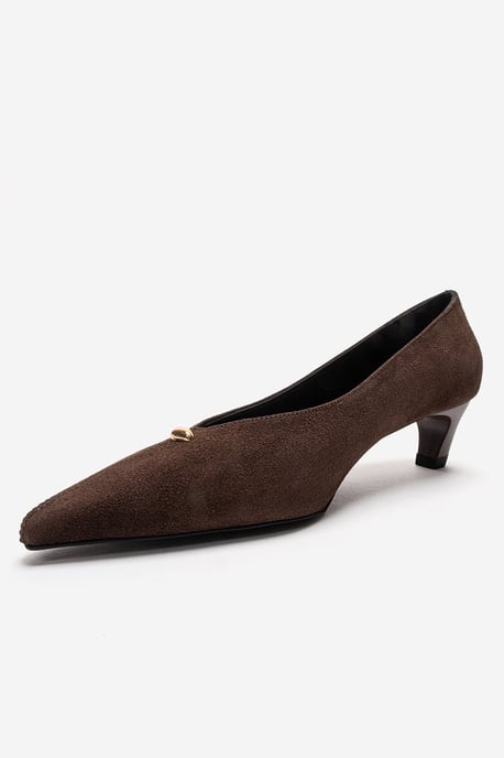 Versay Spetsig Tå Kitten Heel Pump - Image 6