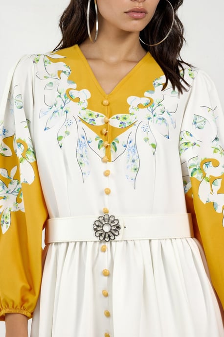 Bloemen Maxi Jurk met V-hals en Knoopdetails - Image 3