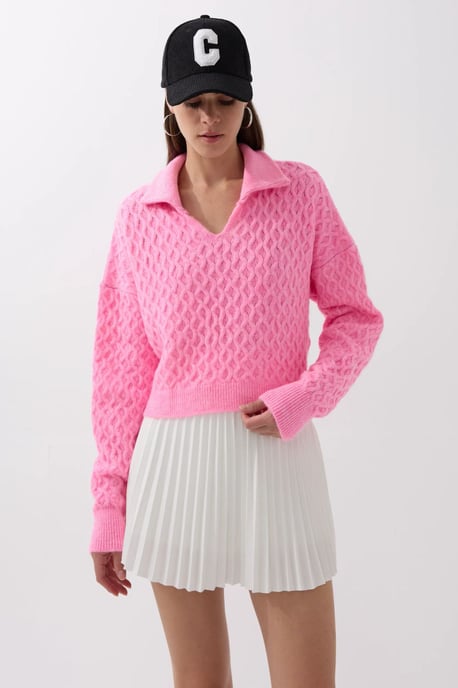 Textured Knitted Sweater with Shirt Collar - Image 1