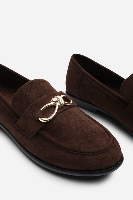 Wheres That From Womens Freyja Knot Trim Hardware Detail Flat Loafers in Brown Suede - Image 5