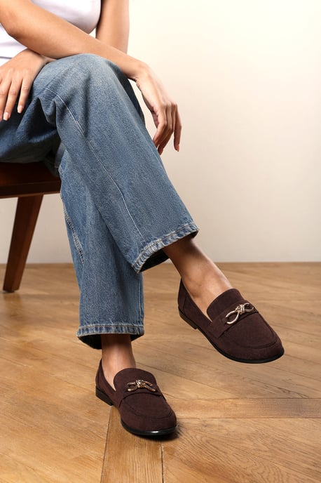 Wheres That From Womens Freyja Knot Trim Hardware Detail Flat Loafers in Brown Suede - Image 6