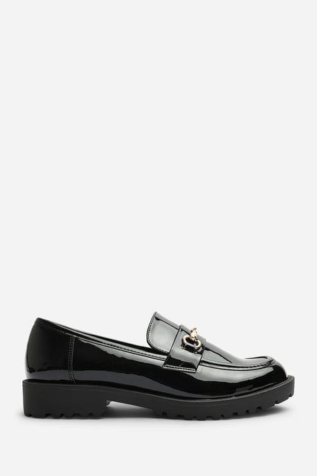 Wheres That From Womens Aadhya Chunky Snaffle Trim Detail Loafers in Black Patent - Image 2