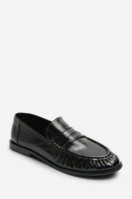 Wheres That From Womens Charleigh Ruched Detail Flat Penny Loafers in Black Eel - Image 3