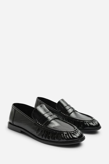 Wheres That From Womens Charleigh Ruched Detail Flat Penny Loafers in Black Eel - Image 4