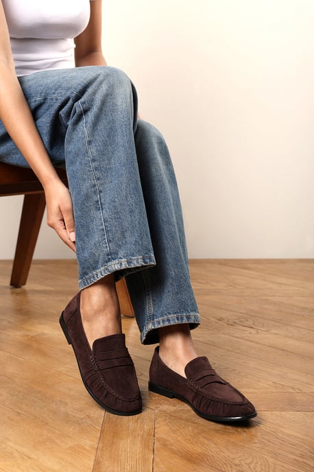 Wheres That From Womens Charleigh Ruched Detail Flat Penny Loafers in Brown Suede - Image 6
