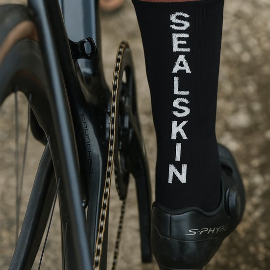 Single Layer Mid Length Cycling Socks for Men and Women - Image 3