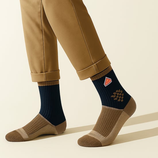 Recycled Wool Mid Colour Block Hiking Socks for Men and Women - Image 4