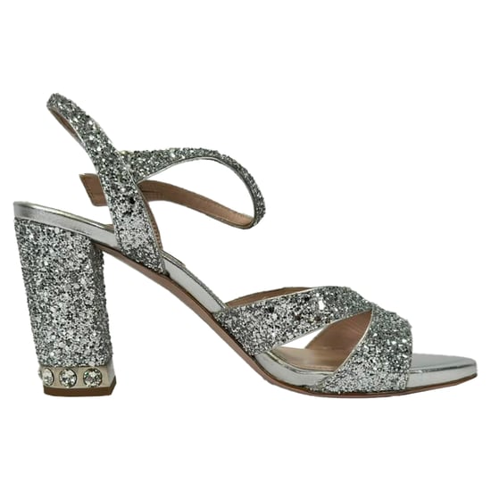 Miu Miu Kristalversierde Leren Sandalen in Zilveren Glitters - Image 1