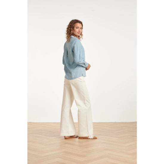 Smashed Lemon Lichtblauwe blouse met geborduurde sterren en hartjes | - Image 4