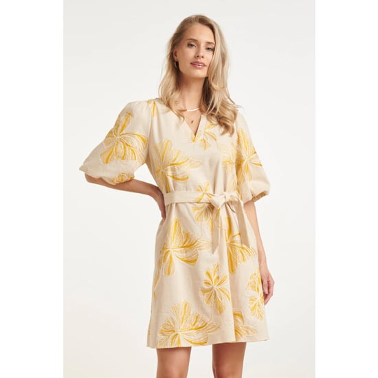 Smashed Lemon Zomerjurk met geel geborduurde bloemen en tailleceintuur | - Image 3